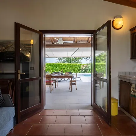 Villa Casa Del Marchese With Private Pool, Castell'arqua *