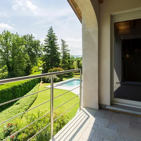 Casa Del Marchese With Private Pool, Castell'arqua